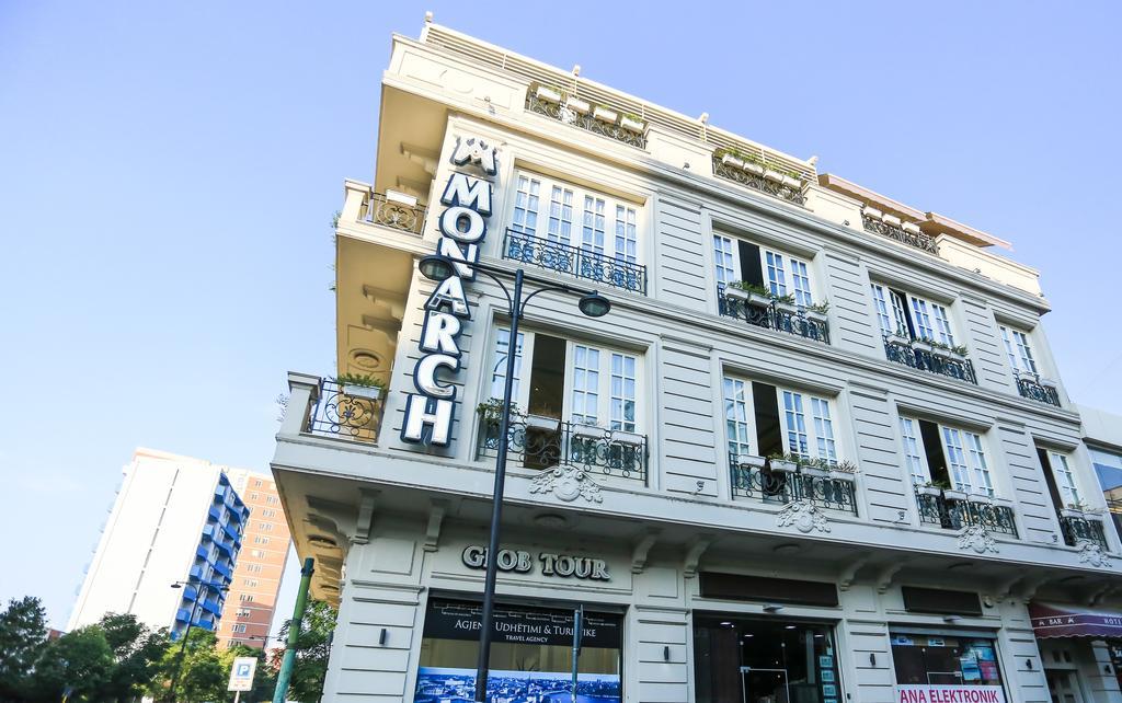 Hotel Monarch Elbasan Exteriör bild